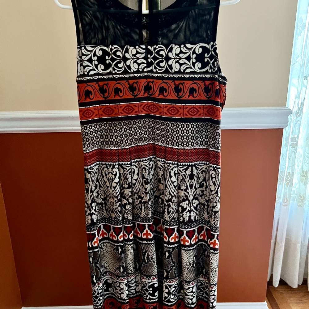 Sandra Darren Sleeveless Dress - Picture 2 of 4